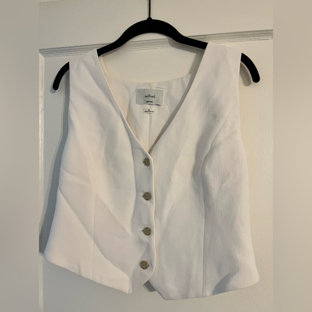 Aritzia Wilfred Vest